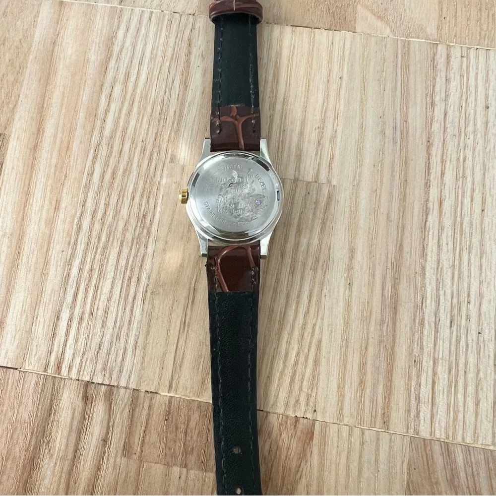 Watch-it ladies two tone brown strap dress watch NEW BATTERY